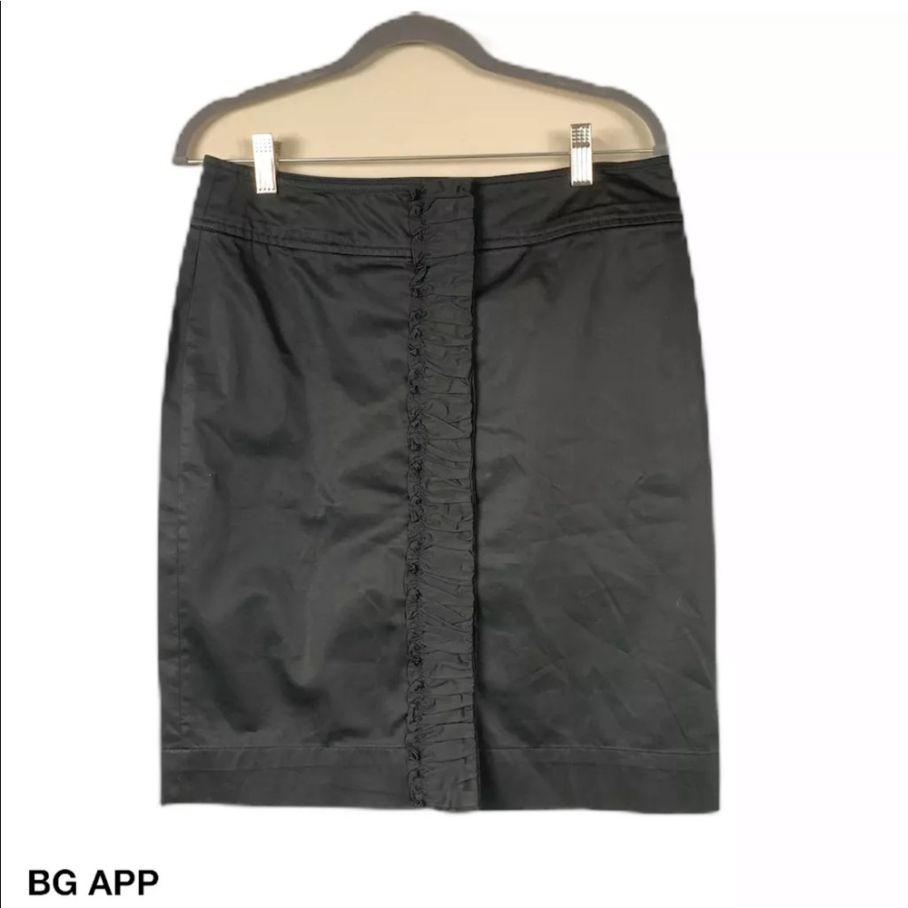Talbots‎ black straight skirt  8P ruffle button